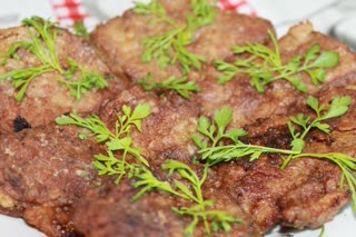 Стейки из говяжьей печени.Очень нежные и вкусные.(Steaks from beef liver)