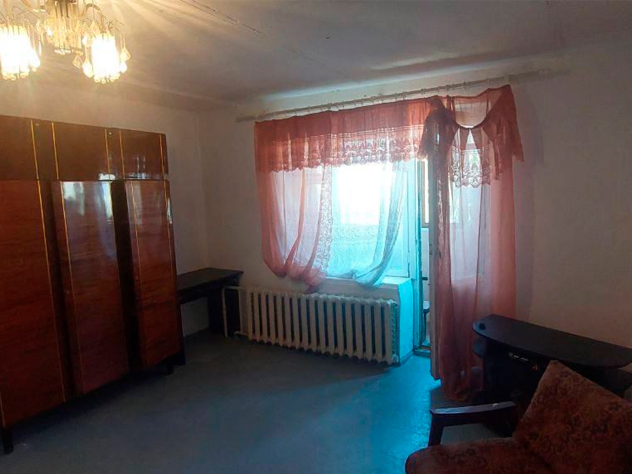 Продам 1-комн. квартиру на кв. Шевченко
● По адресу: г.Луганск, Ленинский р-н, кв.Шевченко
● Цена: 3 350 000₽ (возможен небольшой торг)
● Телефон: ...