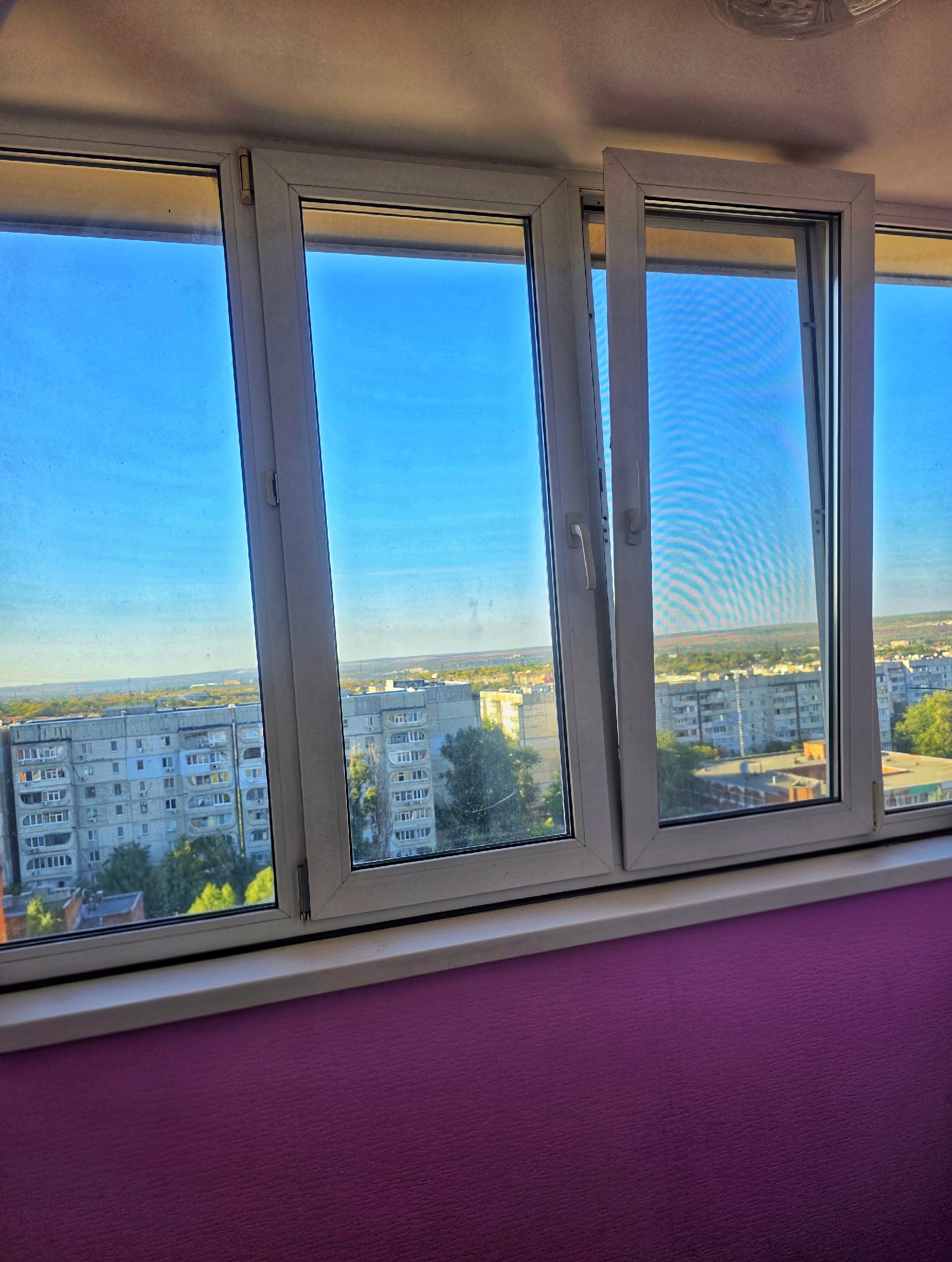✨ Продаётся уютная 2-комнатная квартира в Луганске! ✨ 📍 Адрес: г. Луганск, Артёмовский район, кв. Героев Сталинграда, д. 12 🏢 Этаж: 11/12 🏠 Площадь: 52 м² 🍳 Кухня: 7 м² Особенности квартиры: ✔️ Изолированные комнаты – комфорт для всей семьи ✔️ Качественный ремонт – не требует вложений ✔️ Полностью меблирована...